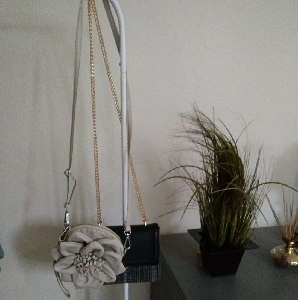 Crosbody Bags
